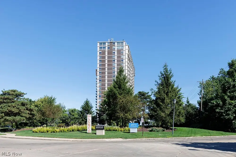 12700 Lake Avenue #1104, Lakewood, OH 44107 - #1