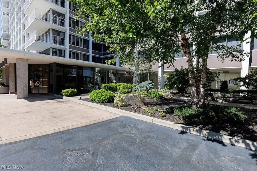 12700 Lake Avenue #1104, Lakewood, OH 44107 - #2