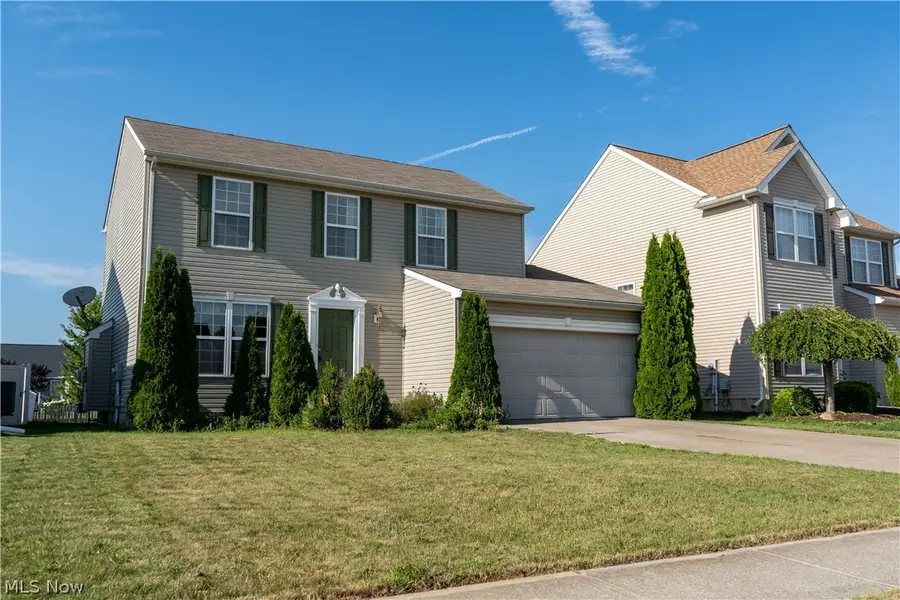 38210 Kingston Drive, North Ridgeville, OH 44039 - #2