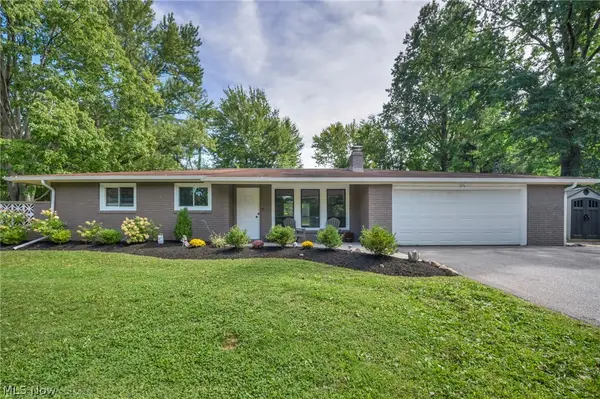 7703 Roselawn Drive, Mentor, OH 44060