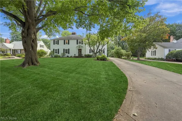 3448 Overhill Nw Drive, Canton, OH 44718