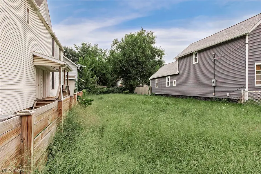 2345 W 7th Street, Cleveland, OH 44113 - #3