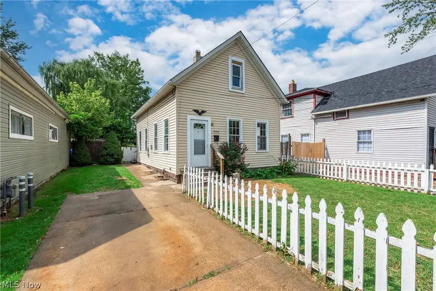 3326 W 61st Street, Cleveland, OH 44102 - #2