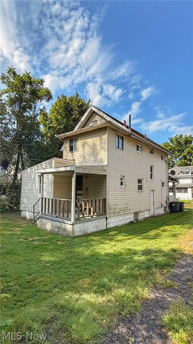 1167 Pondview Avenue, Akron, OH 44305 - #3