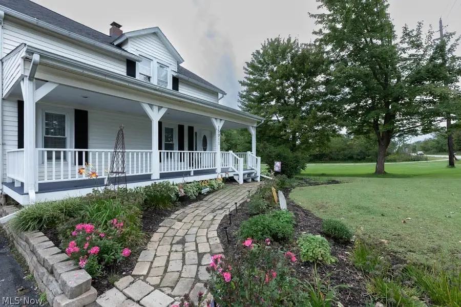15911 Gar Highway, Montville, OH 44064 - #2