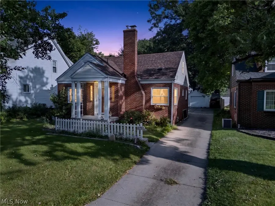 1731 Broad Boulevard, Cuyahoga Falls, OH 44223 - #2