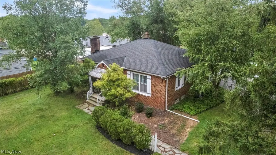 755 W Glendale Street, Bedford, OH 44146 - #3