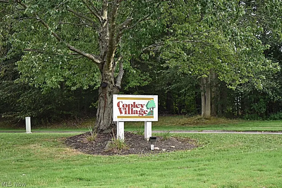 736 Kirkwall Drive #40 A, Copley, OH 44321 - #2