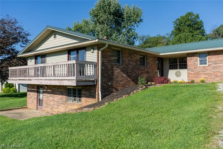 6093 Joliat Avenue, Louisville, OH 44641 - #2