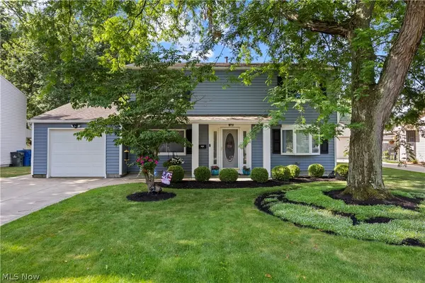 24231 Fairlawn Drive, North Olmsted, OH 44070