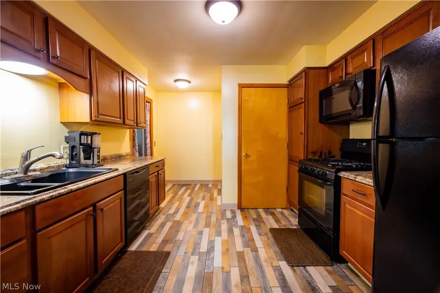 2835 S Schenley Avenue, Youngstown, OH 44511 - #2