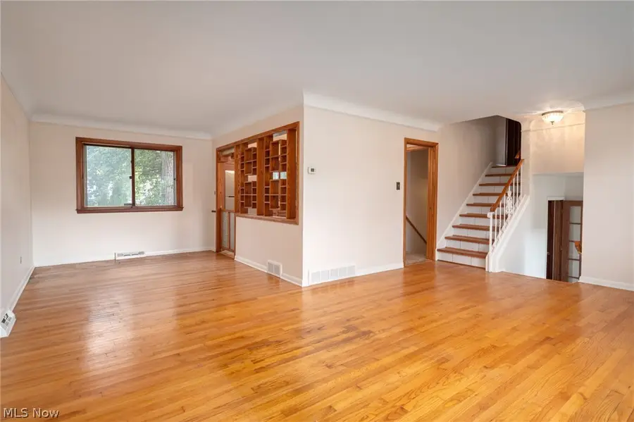 27026 Osborn Road, Bay Village, OH 44140 - #2