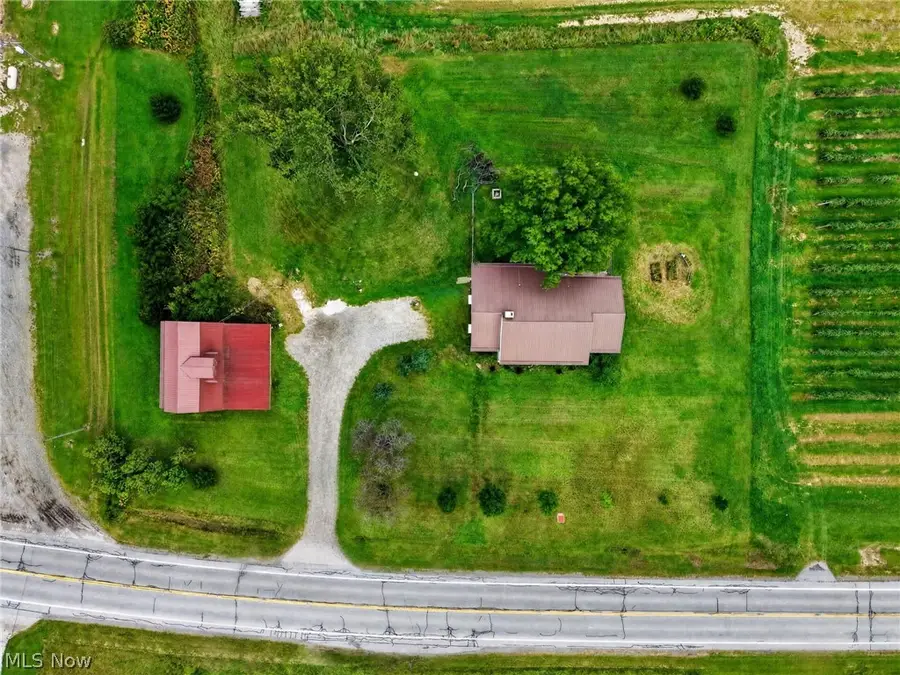 668 S Broadway, Geneva, OH 44041 - #3