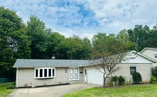 28018 Andorra Drive, North Olmsted, OH 44070 - #1