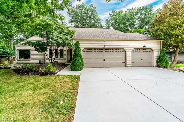 427 Armour Road, Avon Lake, OH 44012