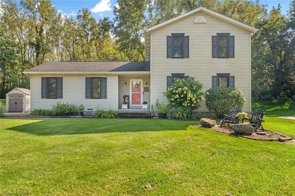 458 Derbyshire Road, Green, OH 44319