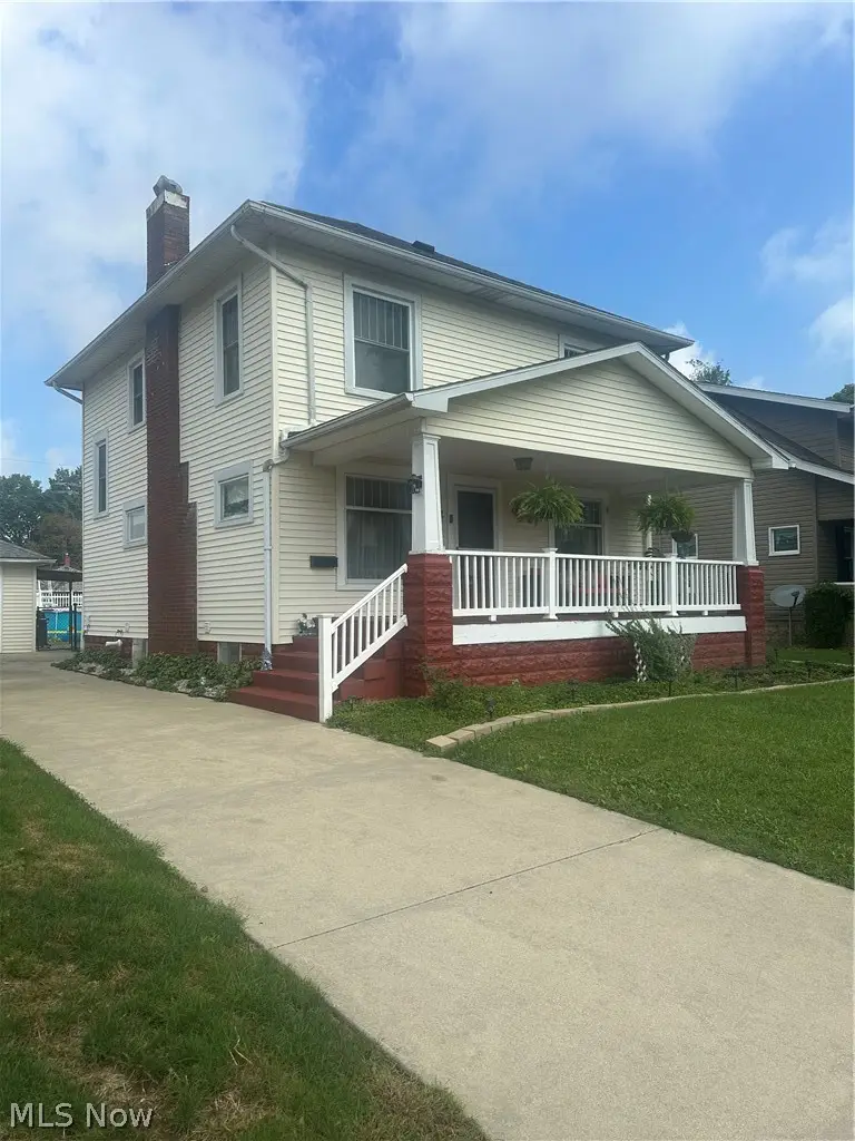 857 Baker Nw Avenue, New Philadelphia, OH 44663 - #2