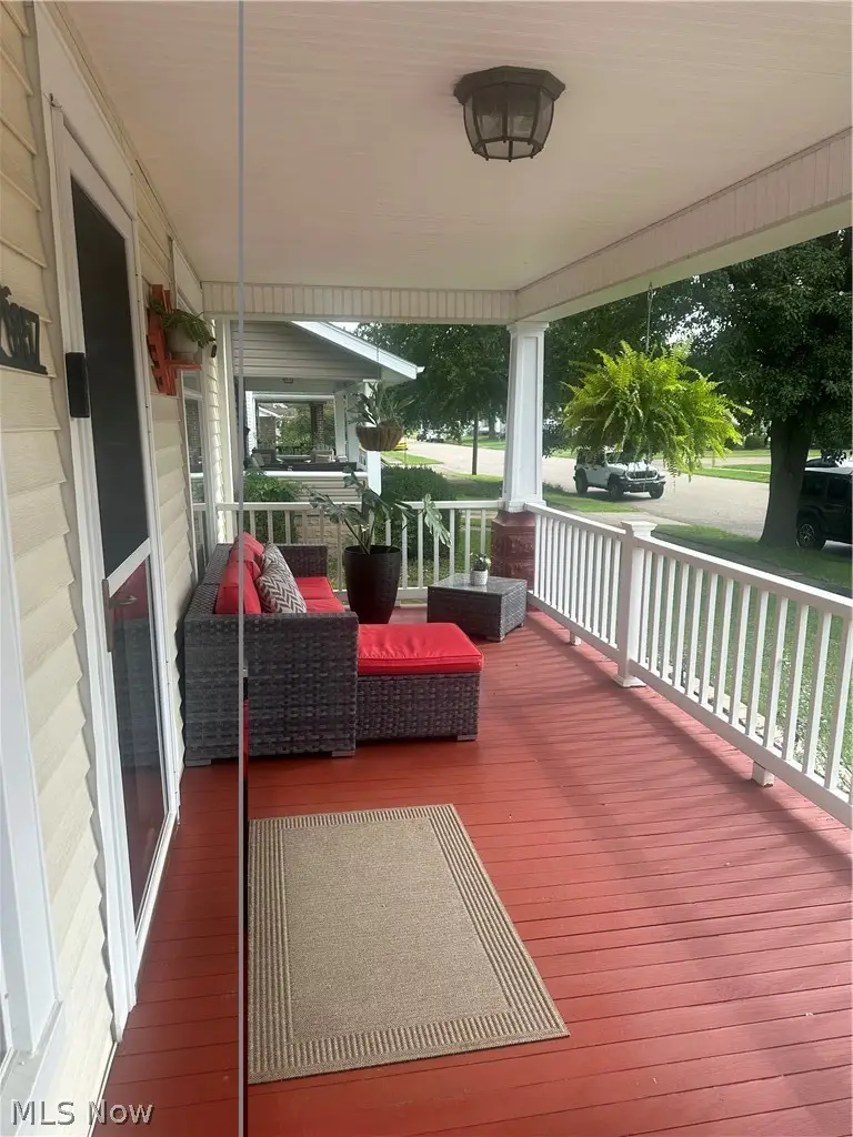 857 Baker Nw Avenue, New Philadelphia, OH 44663 - #3