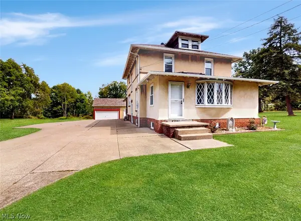 6201 Richville Sw Drive, Navarre, OH 44662