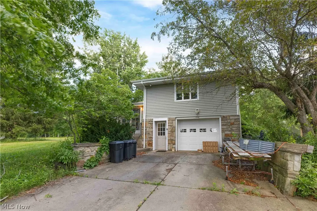 4146 Barclay Messerly Road, Southington, OH 44470 - #1