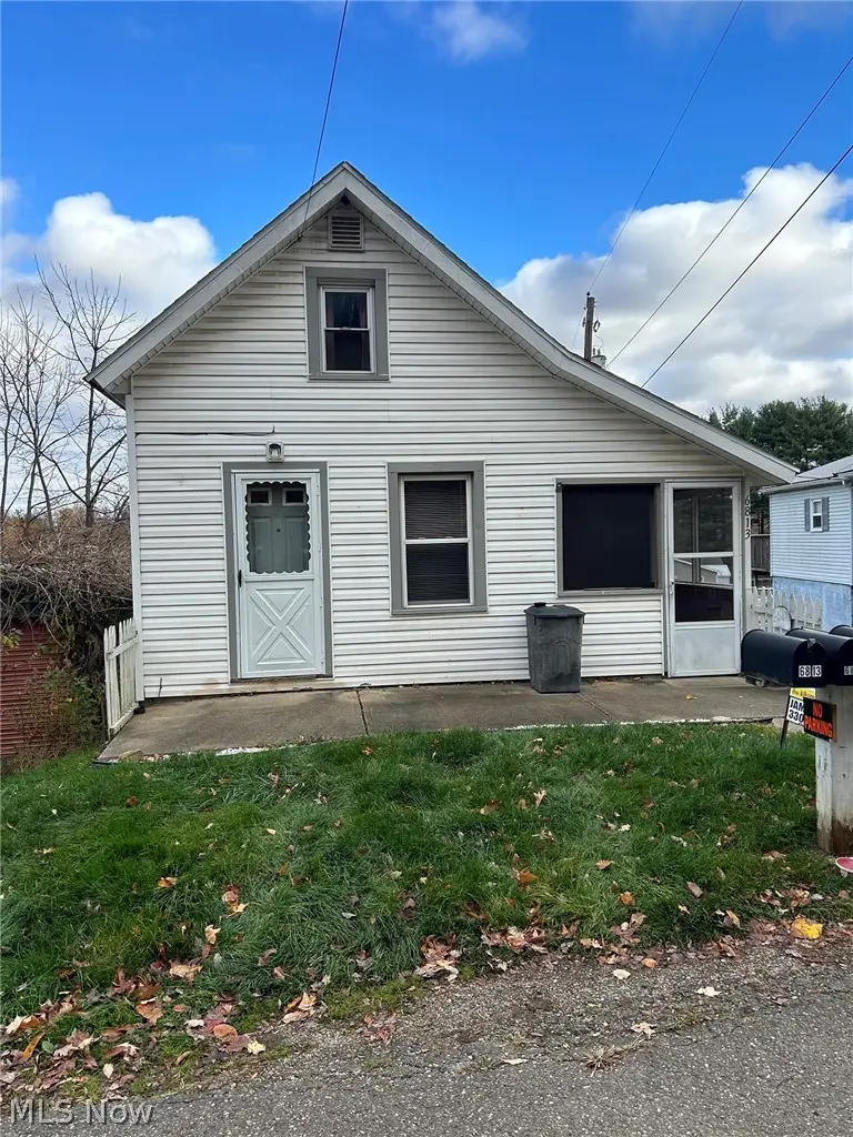 6813 Superior Se Road, Uhrichsville, OH 44683 - #1