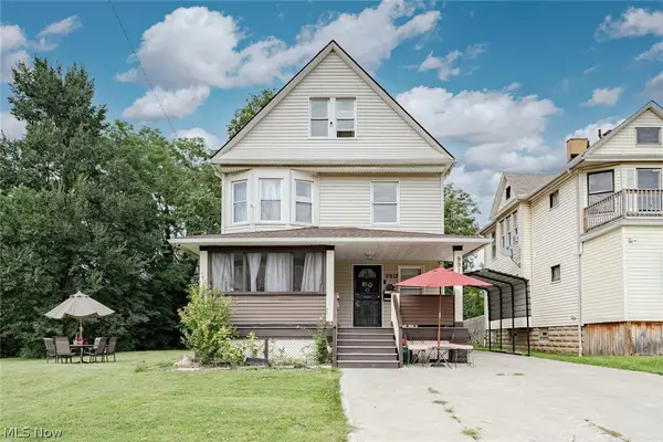 9913 Rosehill Avenue, Cleveland, OH 44104