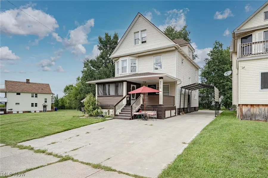 9913 Rosehill Avenue, Cleveland, OH 44104 - #2
