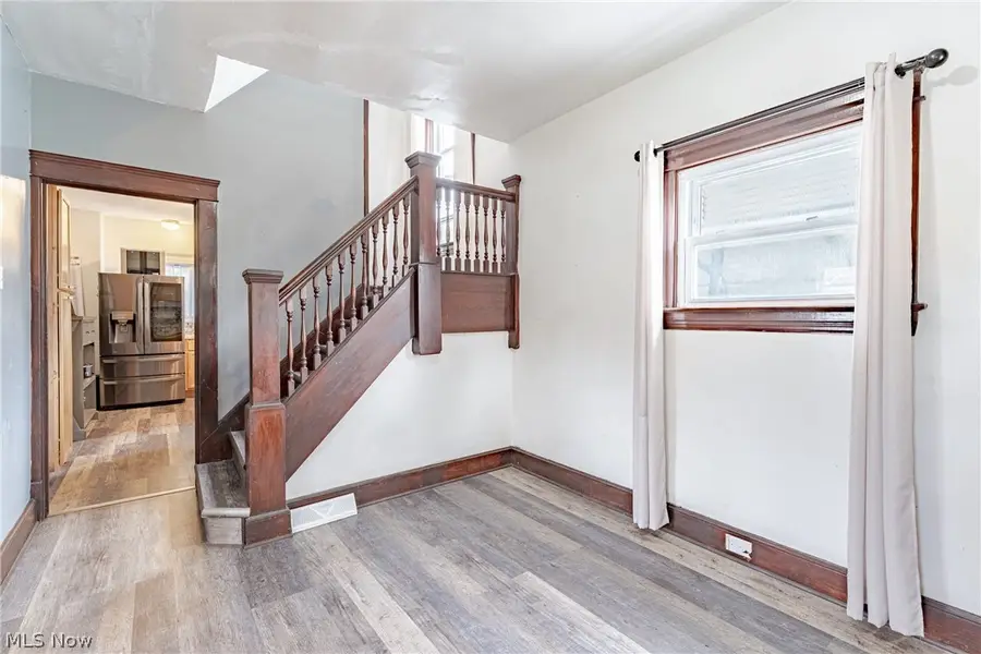 9913 Rosehill Avenue, Cleveland, OH 44104 - #3