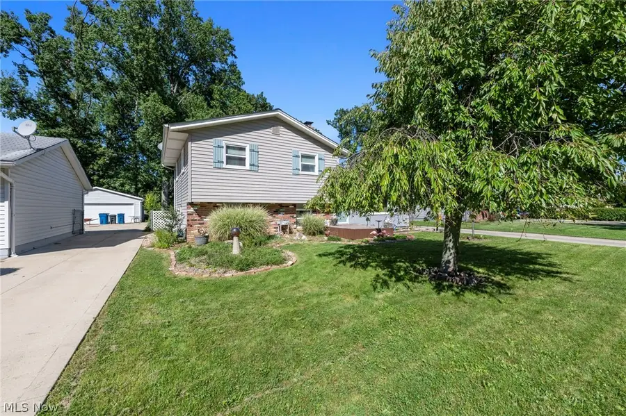 38233 Parkway Boulevard, Willoughby, OH 44094 - #3