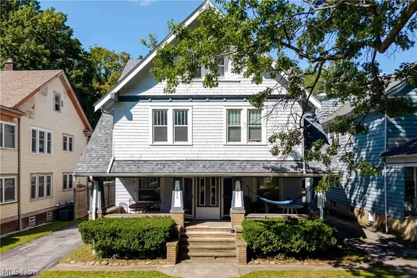 2939 E Derbyshire Road, Cleveland Heights, OH 44118