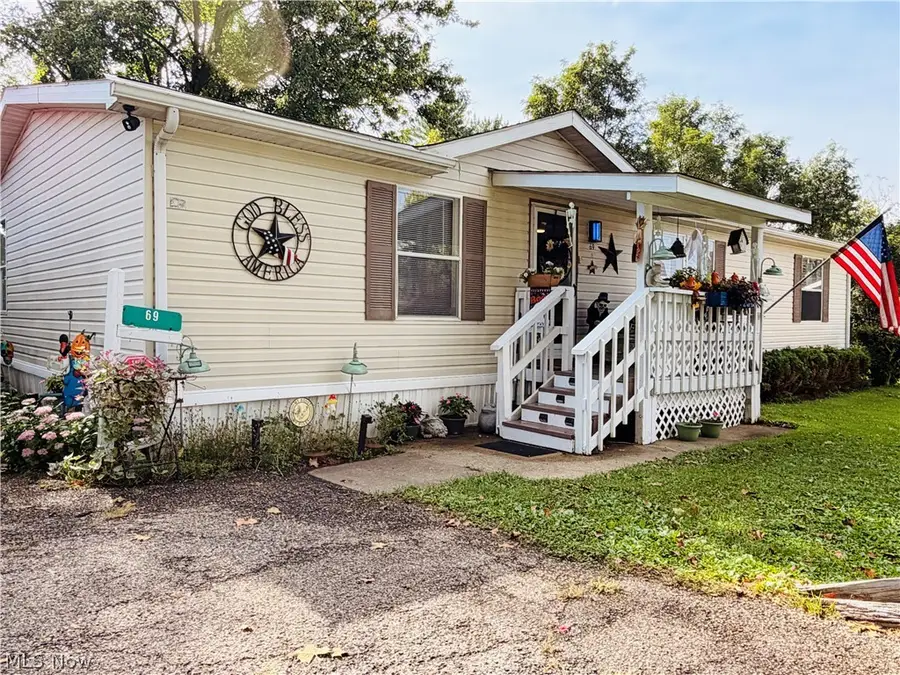 2870 Maysville Pike #69, South Zanesville, OH 43701 - #2