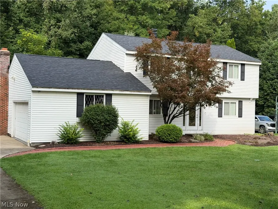 8094 Rolling Brook Road, Northfield, OH 44067 - #2