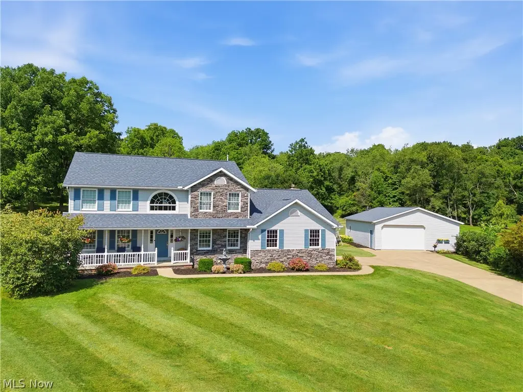 813 Walnut Ridge Nw Street, Bolivar, OH 44612 - #1