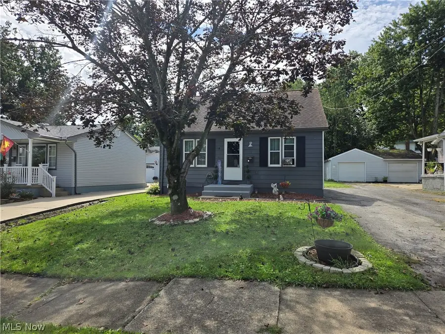 80 Omar Street, Struthers, OH 44471 - #2