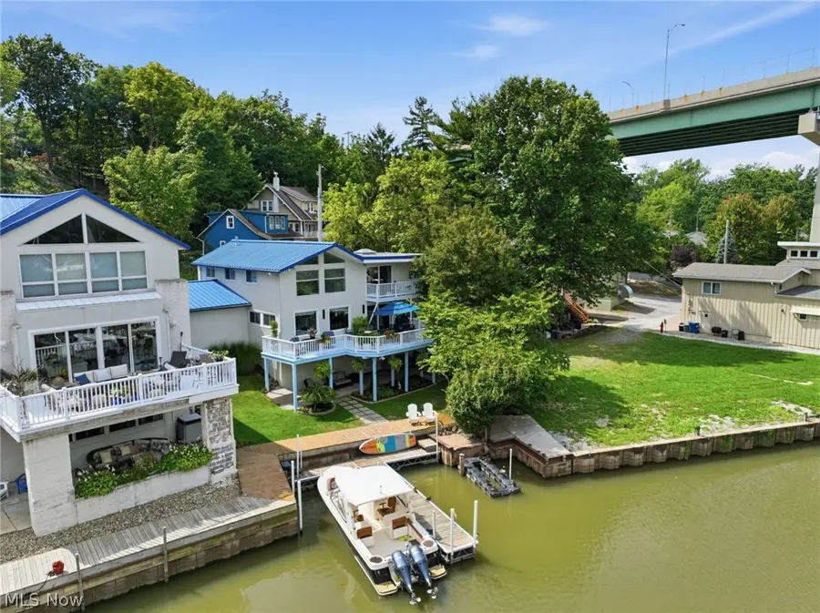 421 Riverdale Drive, Rocky River, OH 44116 - #2
