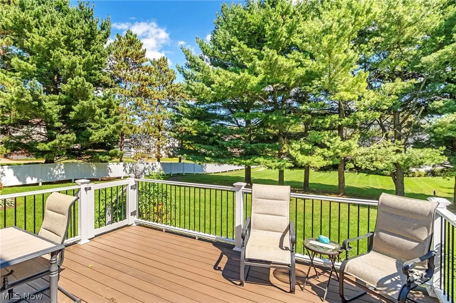 10412 Scotney Avenue, North Canton, OH 44720 - #2