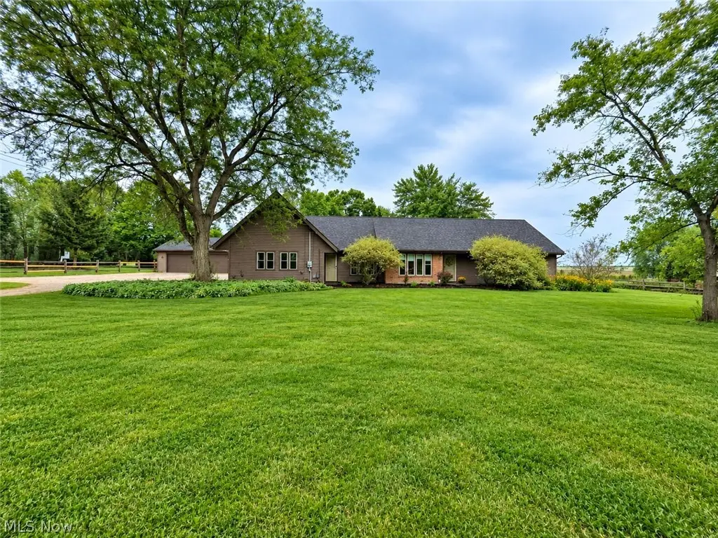 1102 E Garfield Road, Aurora, OH 44202 - #1
