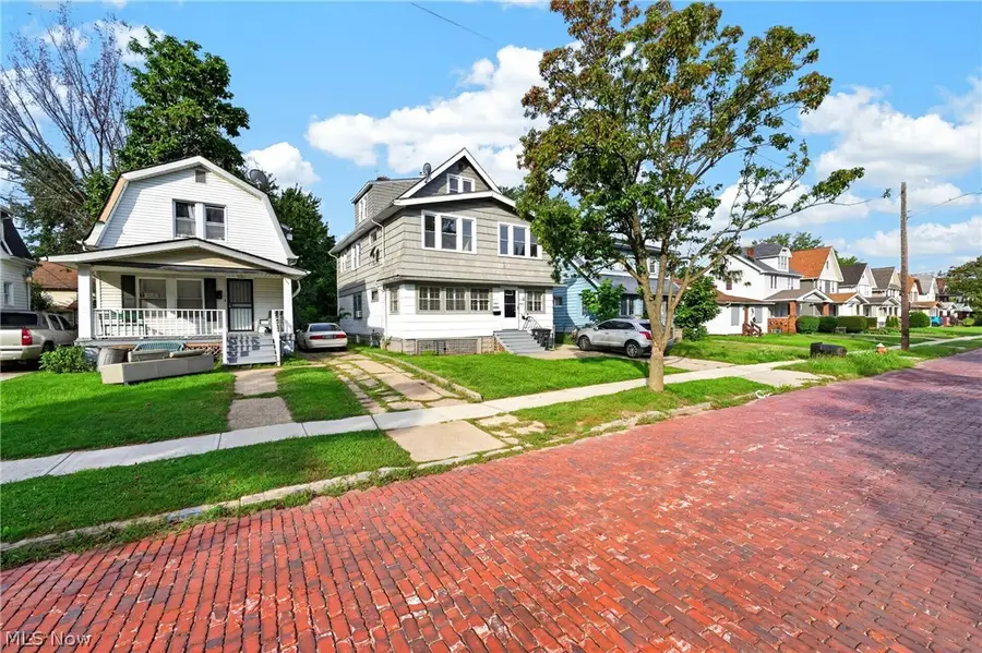 1464 E 175th Street, Cleveland, OH 44110 - #3