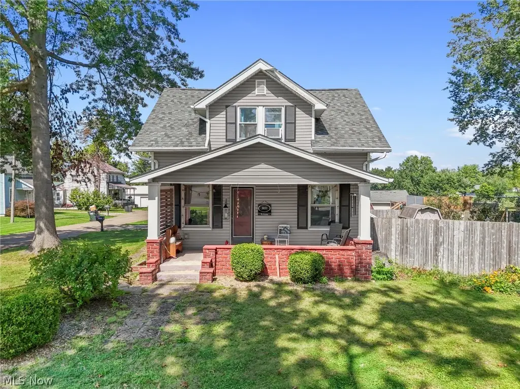 3051 Perrydale Nw Street, Uniontown, OH 44685 - #1