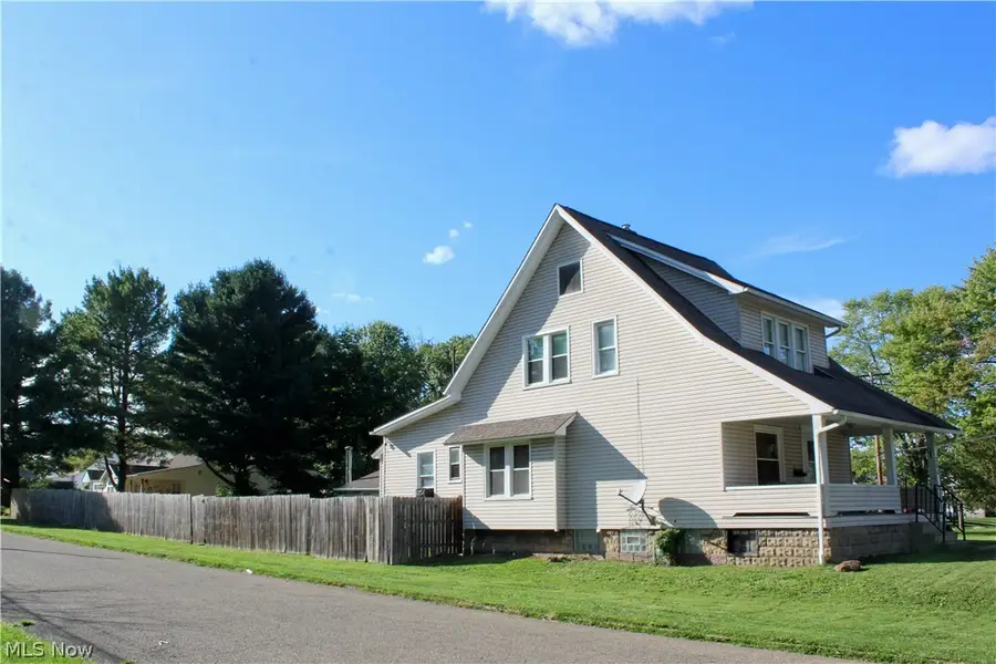 306 S Hazelwood Avenue, Youngstown, OH 44509 - #2