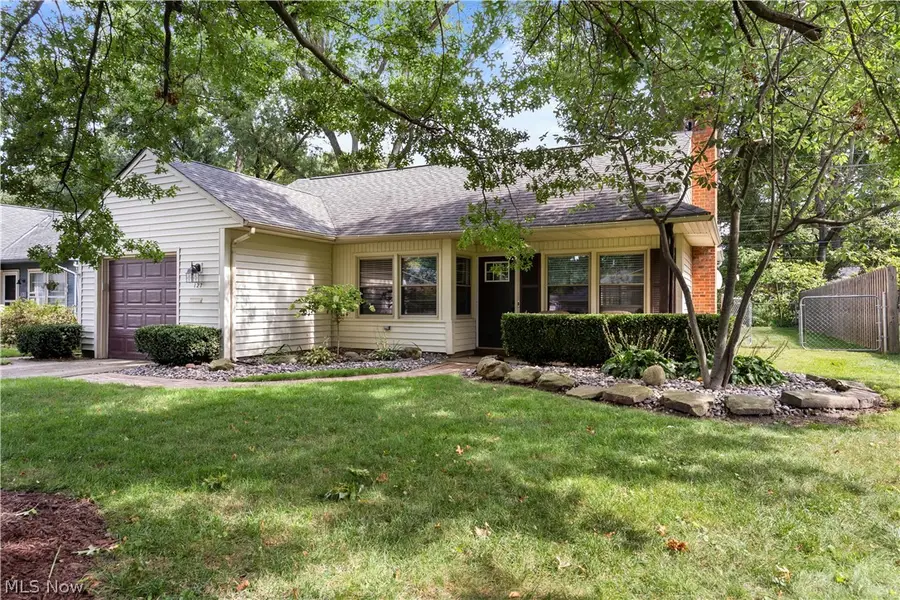 127 Edgewood Drive, Berea, OH 44017 - #2