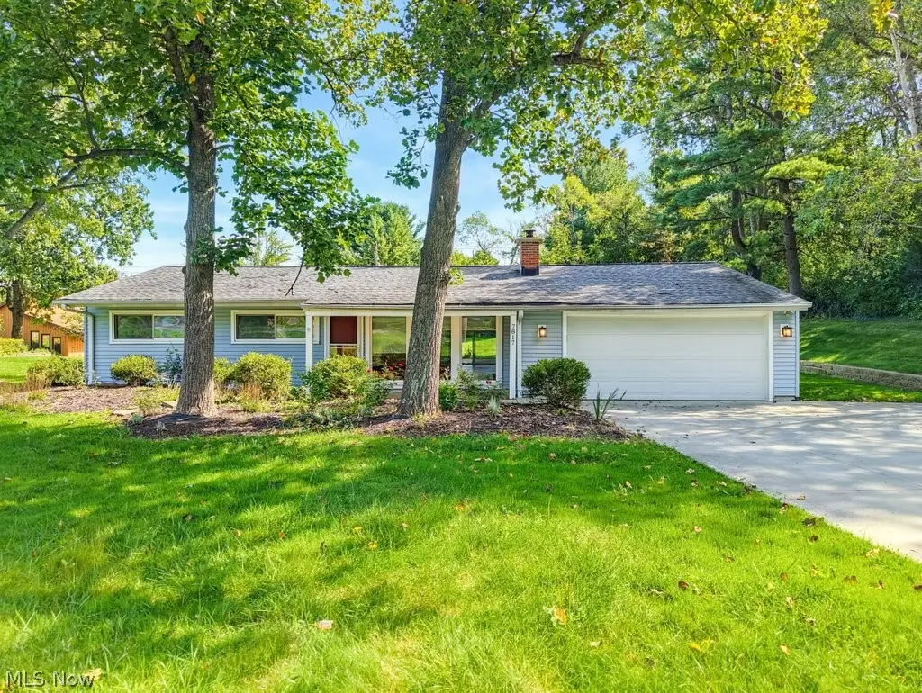 7817 Cambridge Drive, Brecksville, OH 44141 - #1
