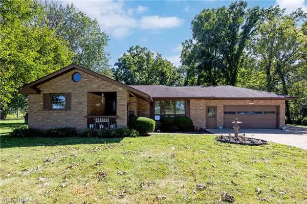 5257 Dover Road, Apple Creek, OH 44606