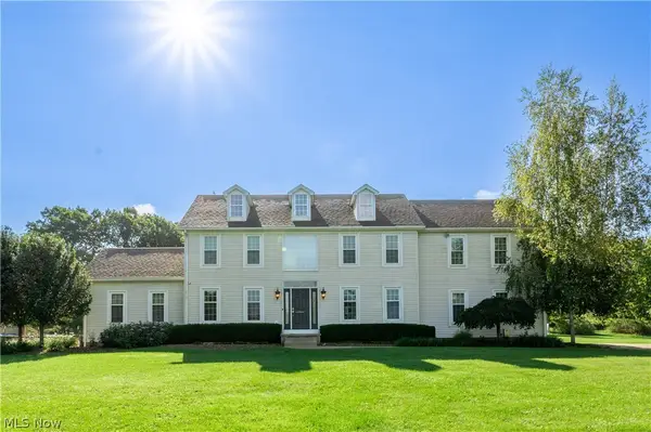 1064 Fairfield School Road, Columbiana, OH 44408