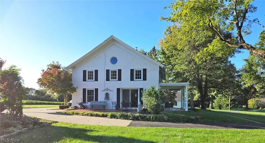 4066 Maplegrove Avenue, Louisville, OH 44641 - #2