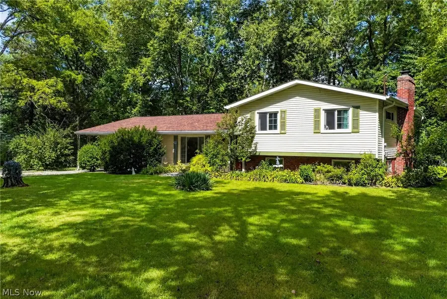 8910 Crackel Road, Chagrin Falls, OH 44023 - #2