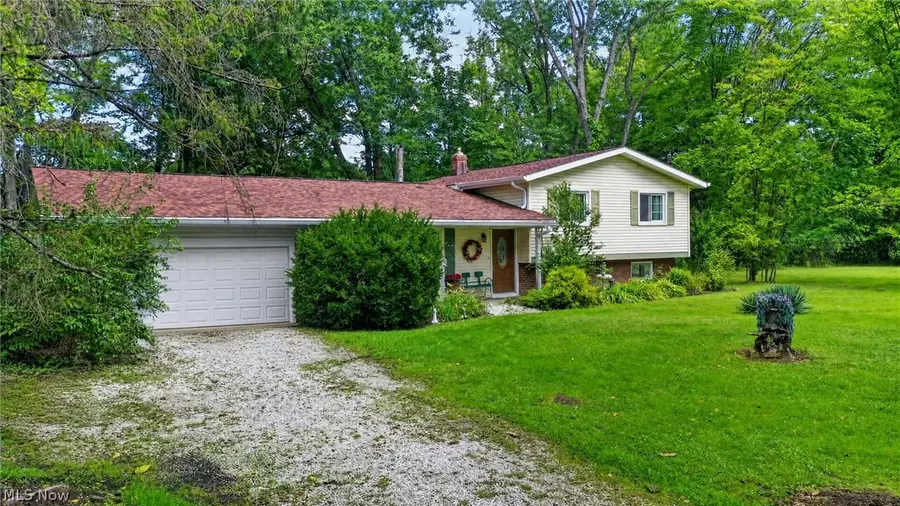 8910 Crackel Road, Chagrin Falls, OH 44023 - #3