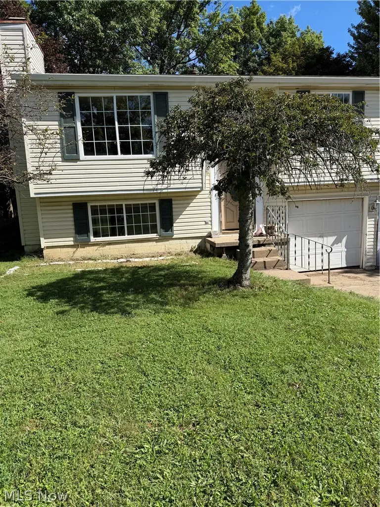 901 Meadow Gate Way, Medina, OH 44256 - #2