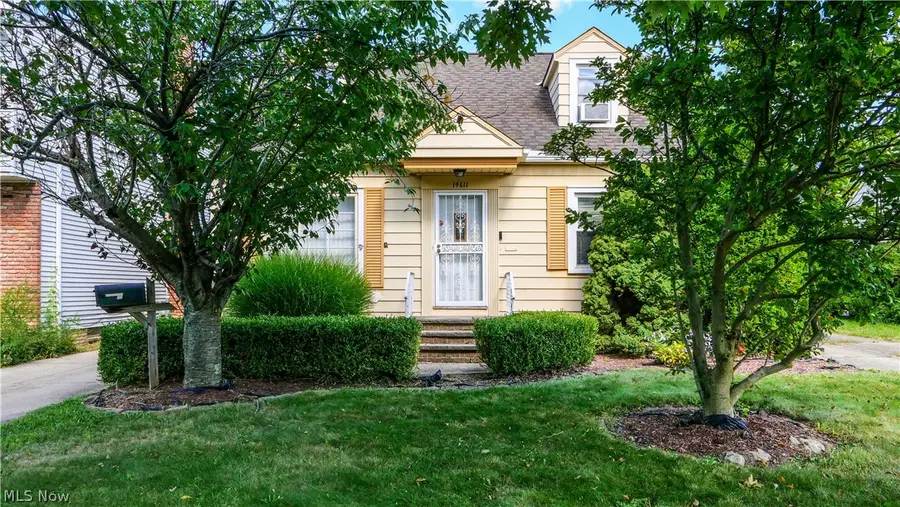14611 Krems Avenue, Maple Heights, OH 44137 - #2