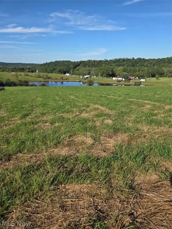 1349 State Route 13 Se, Crooksville, OH 43731